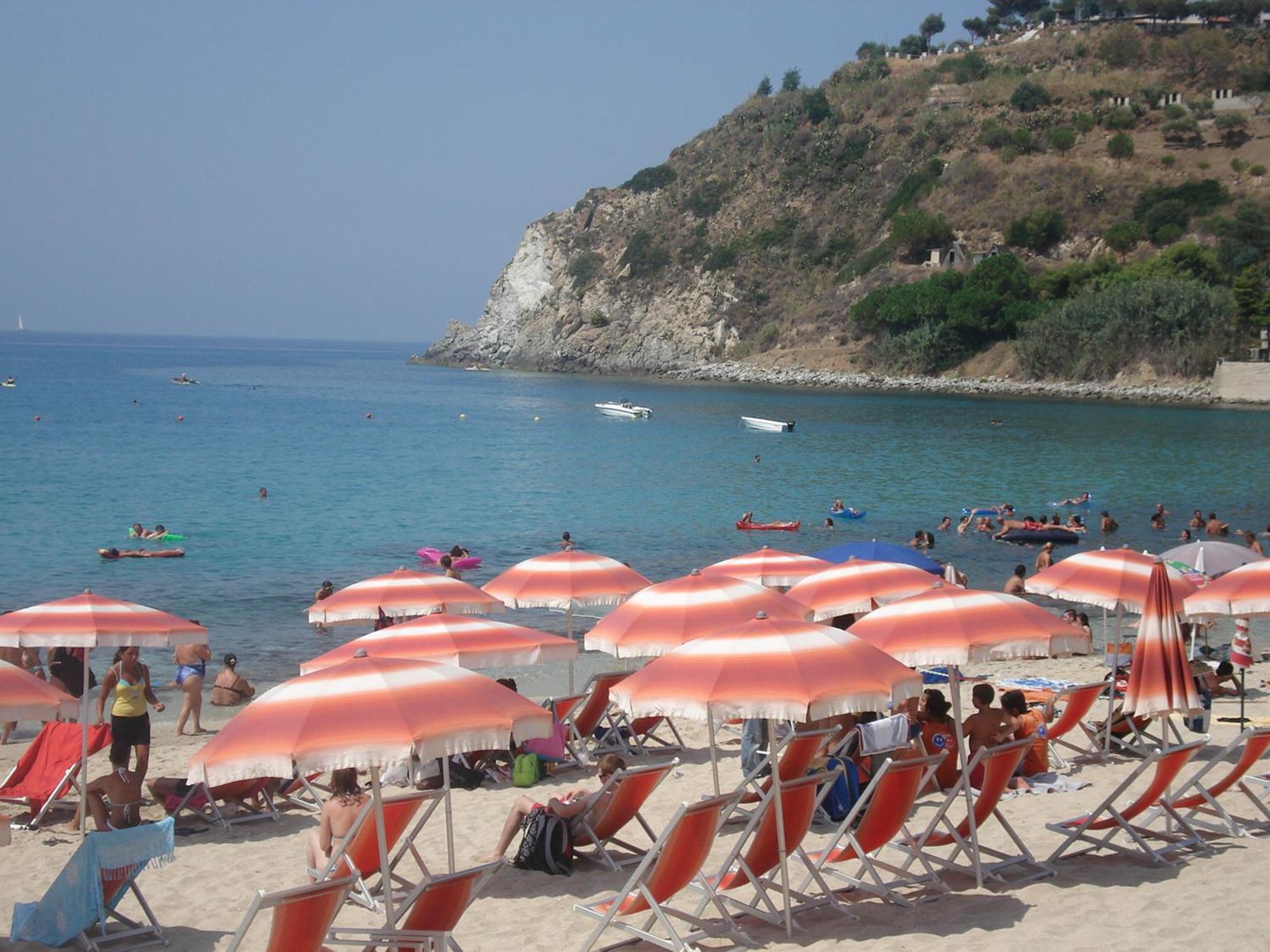 Villaggio Pineta Petto Bianco Capo Vaticano Exterior foto